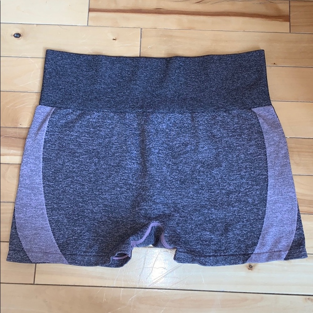 Compression shorts